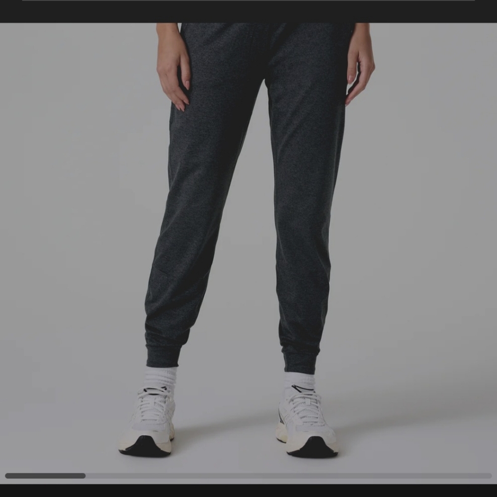 Vuori Performance Jogger